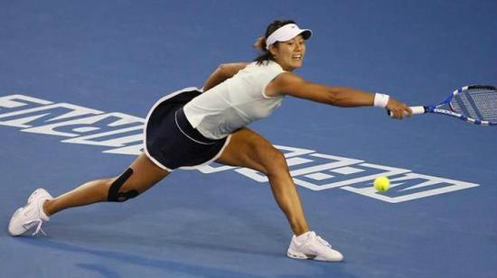 奧運(yùn)選手貼膠帶